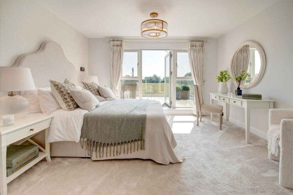 Property photographer partner content production